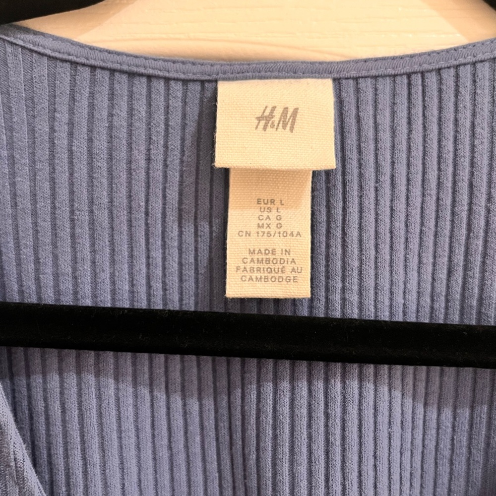H&M Dusty Blue Button-Up Ribbed Cardigan - Picture 3 of 4